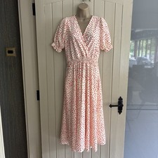 The casual company polka dot